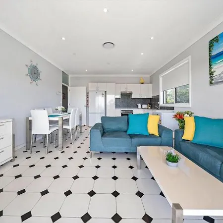 Vincentia Breeze By Experience Jervis Bay Villa Exterior photo